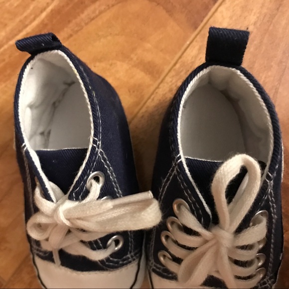 Faux All-Star Crib/Soft Sole Shoes - Picture 3 of 6